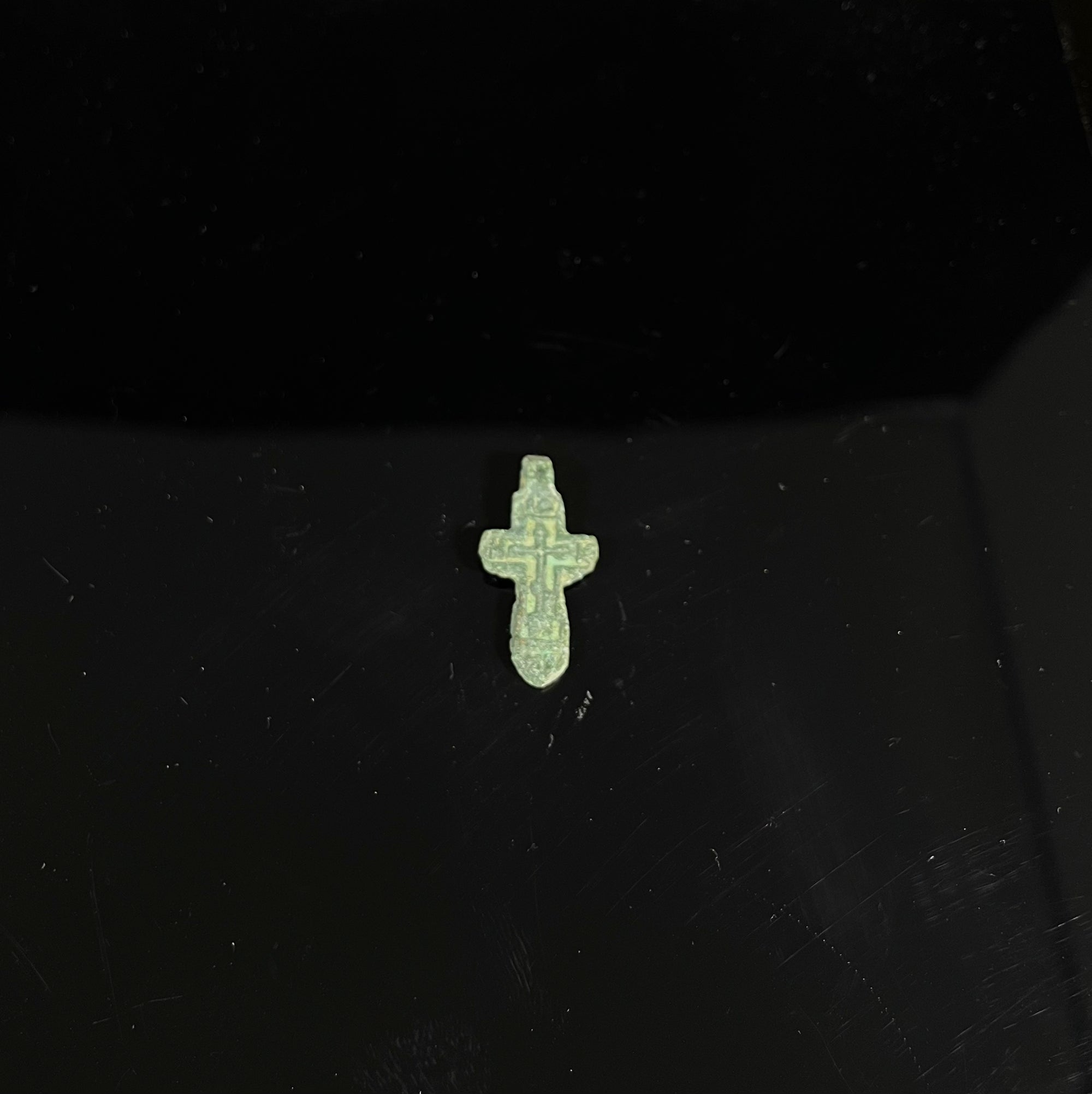 Medieval cross pendant